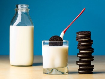 The Dipr Oreo Dipper