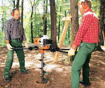 2-man gas-powered auger