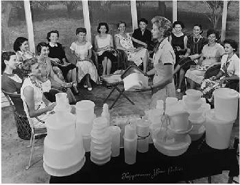 Tupperware Parties, 1960s