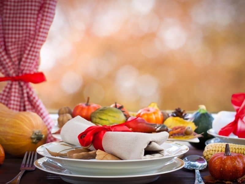 Thanksgiving plate setting